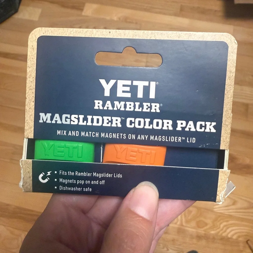 YETI Rambler MagSlider Color Open Pack (2 pcs) - High Desert Orange Canopy Green